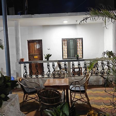 Guest House Rococo Pelton Palolem Beach Canacona Exteriör bild