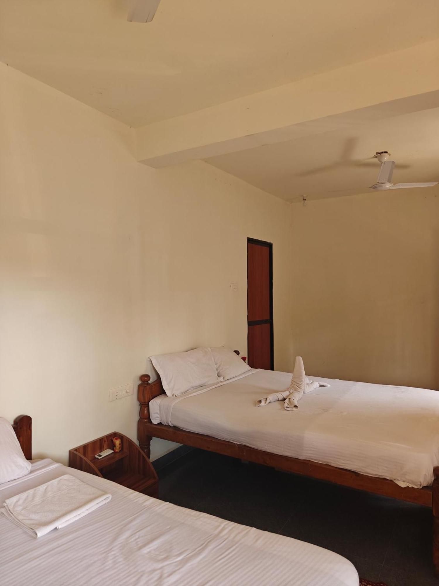 Guest House Rococo Pelton Palolem Beach Canacona Exteriör bild