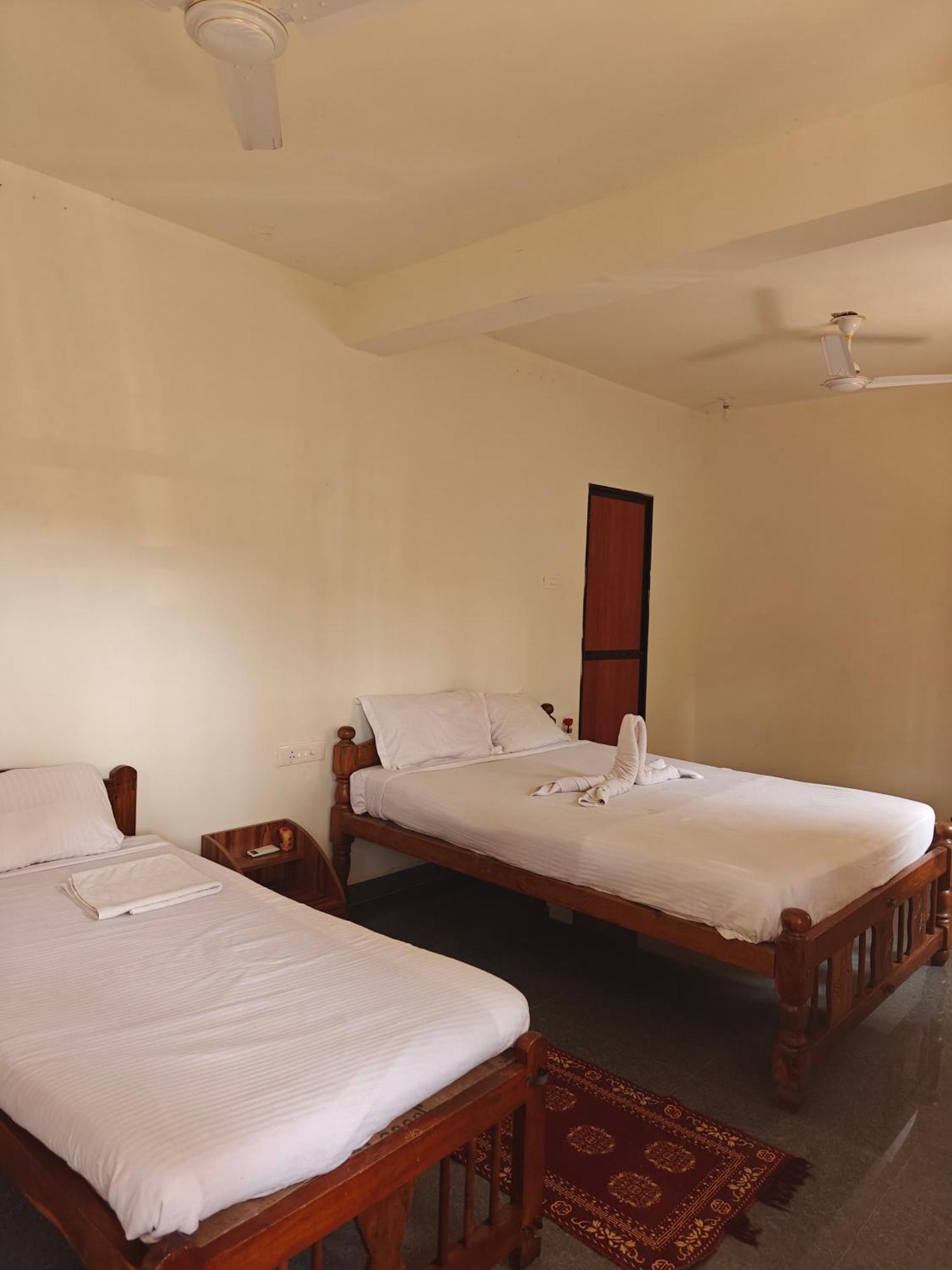 Guest House Rococo Pelton Palolem Beach Canacona Exteriör bild